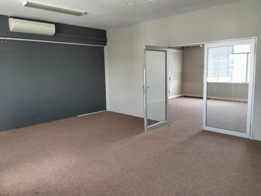 To Let commercial Property for Rent in Durbanville Western Cape